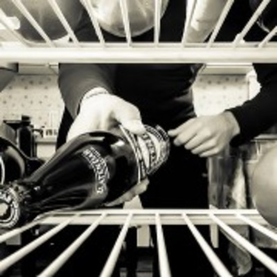 冷蔵庫が冷えない！故障の原因や寿命、対処方法は？冷凍庫は冷える？のイメージ